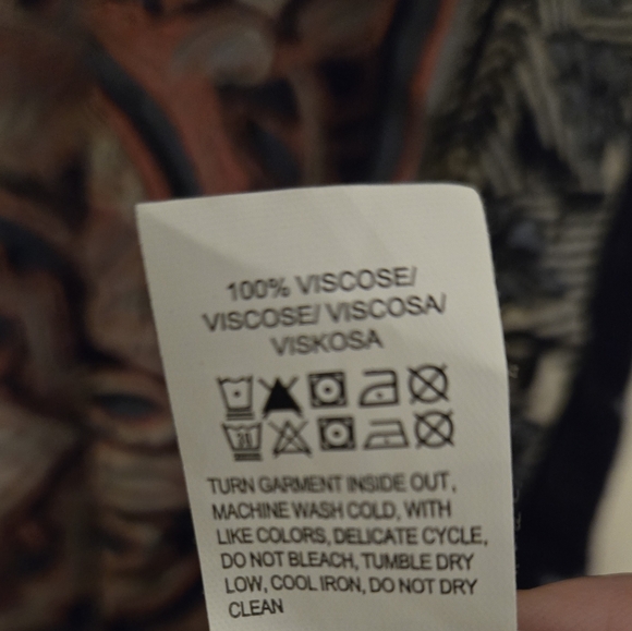 LUCKY Brand Bohemian Print Women's Top - Multicolor. Womens size small - Picture 5 of 7